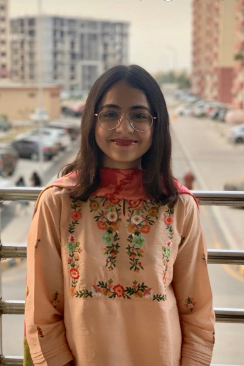 Picture of Amna Adnan
